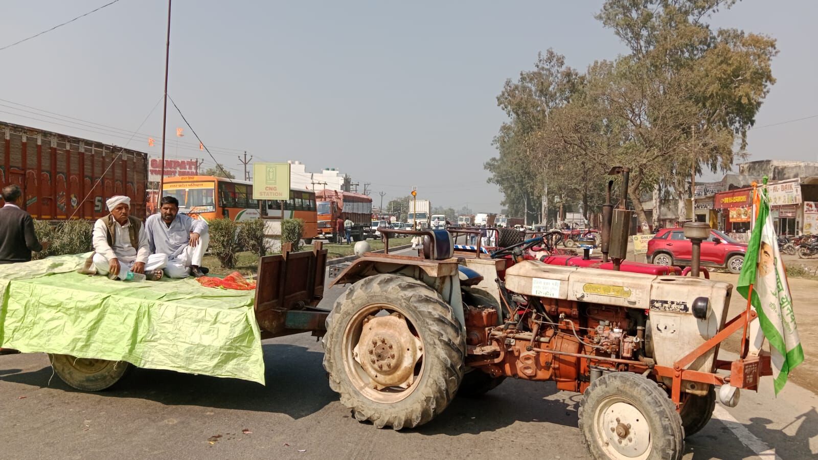 किसान लाॅकडाउन-मुजफ्फरनगर में हाईवे रहा जाम