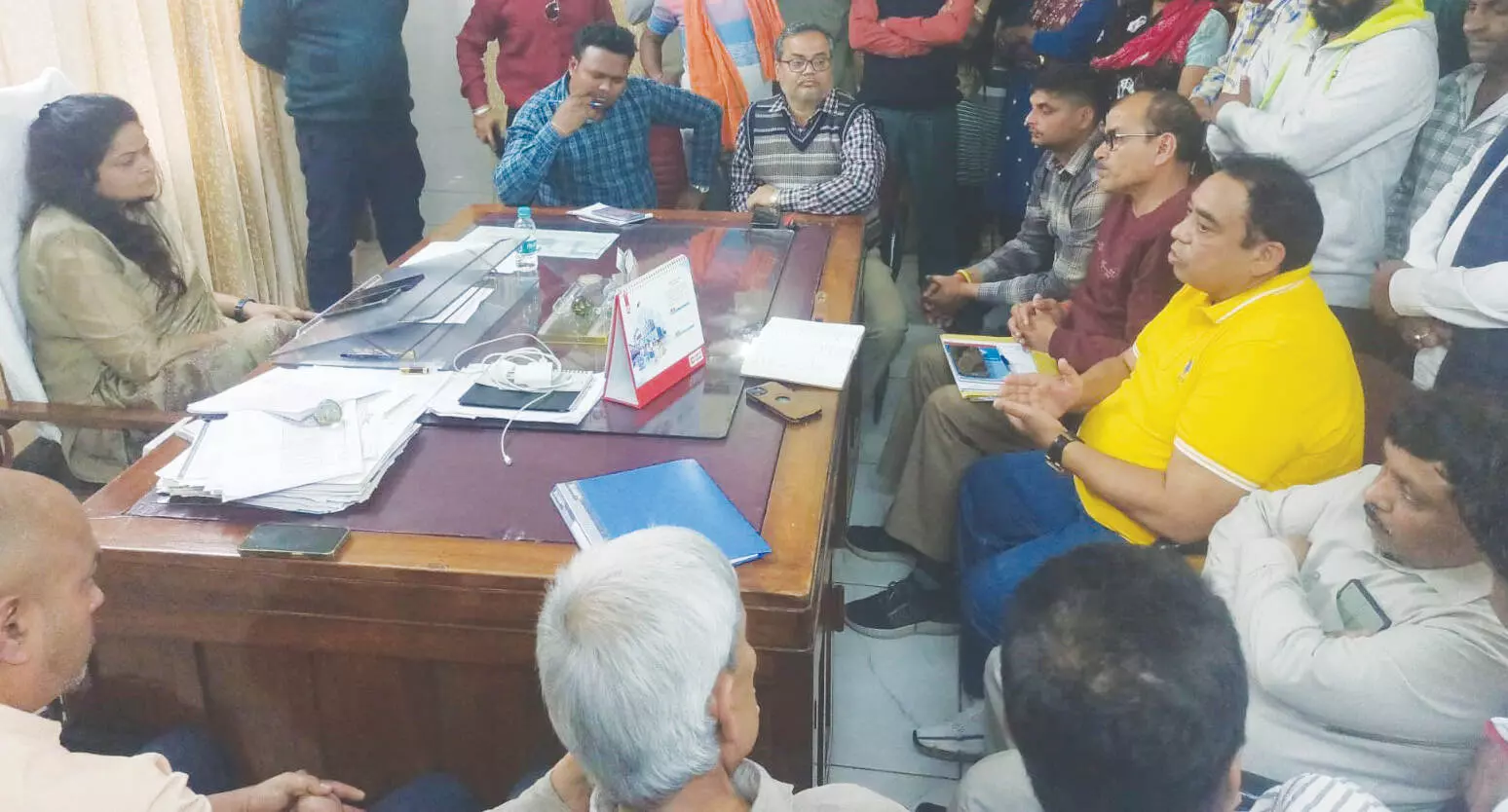 MUZAFFARNAGAR-कंपनी ने पालिका से 4 जेसीबी सहित मांगे 14 बड़े वाहन MUZAFFARNAGAR-कंपनी ने पालिका से 4 जेसीबी सहित मांगे 14 बड़े वाहन