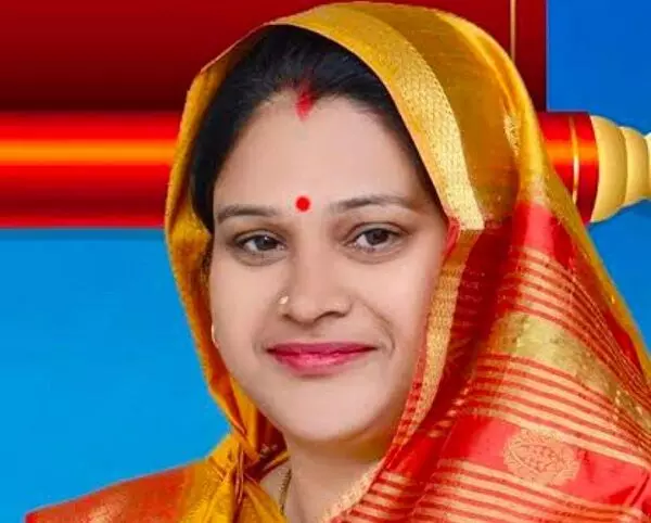 25 हजार की इनामी लेडी डाॅन पायल माहेश्वरी की गिरफ्तारी पर रोक 25 हजार की इनामी लेडी डाॅन पायल माहेश्वरी की गिरफ्तारी पर रोक