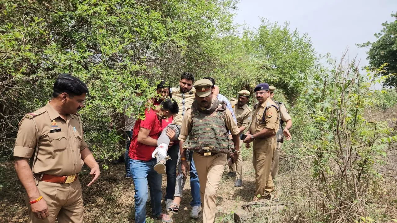 बुढ़ाना पुलिस की गोली से दो शातिर गोकश हुए घायल