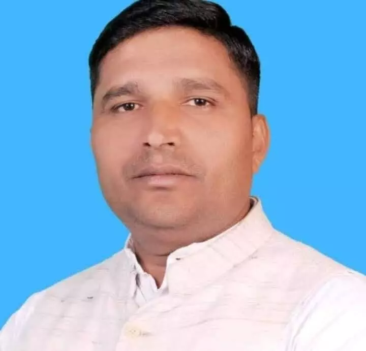 बिरालसी में नाला गन्दगी से अटा, शिकायत के बाद भी नहीं हो रही सफाई बिरालसी में नाला गन्दगी से अटा, शिकायत के बाद भी नहीं हो रही सफाई