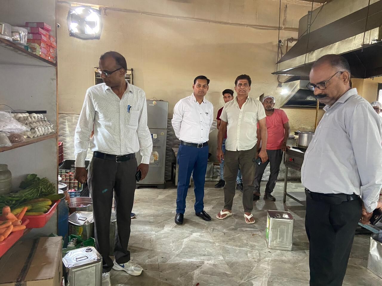 MUZAFFARNAGAR-मोंटी मिलियन रेस्टोरेंट की दाल मखनी का टेस्ट परखेगी लैब