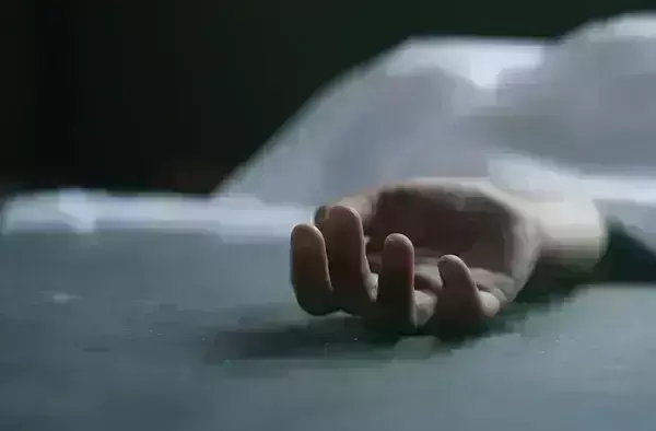 चाची की पिटाई कर भतीजे ने जान दी, चाची भी फंदे से झूली, परिजन बोले- लंबे समय से थे प्रेम संबंध चाची की पिटाई कर भतीजे ने जान दी, चाची भी फंदे से झूली, परिजन बोले- लंबे समय से थे प्रेम संबंध