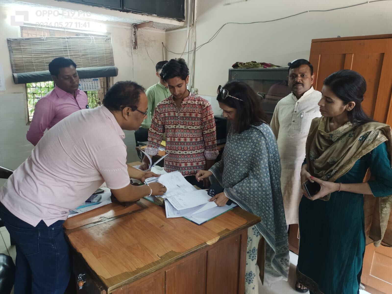 MUZAFFARNAGAR-पालिका से पत्रावलियां गायब होने पर मीनाक्षी स्वरूप सख्त