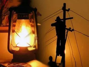 MUZAFFARNAGAR-बिजली विभाग का फरमान, सुबह 6 बजे धो लो कपड़े, कर लो प्रेस, नहीं तो.... MUZAFFARNAGAR-बिजली विभाग का फरमान, सुबह 6 बजे धो लो कपड़े, कर लो प्रेस, नहीं तो....