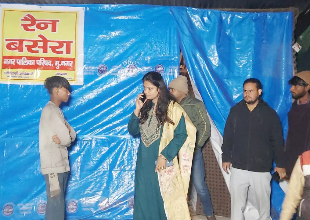सर्द रात में रैन बसेरा देखने निकली ईओ, न अलाव मिले न टीम सर्द रात में रैन बसेरा देखने निकली ईओ, न अलाव मिले न टीम