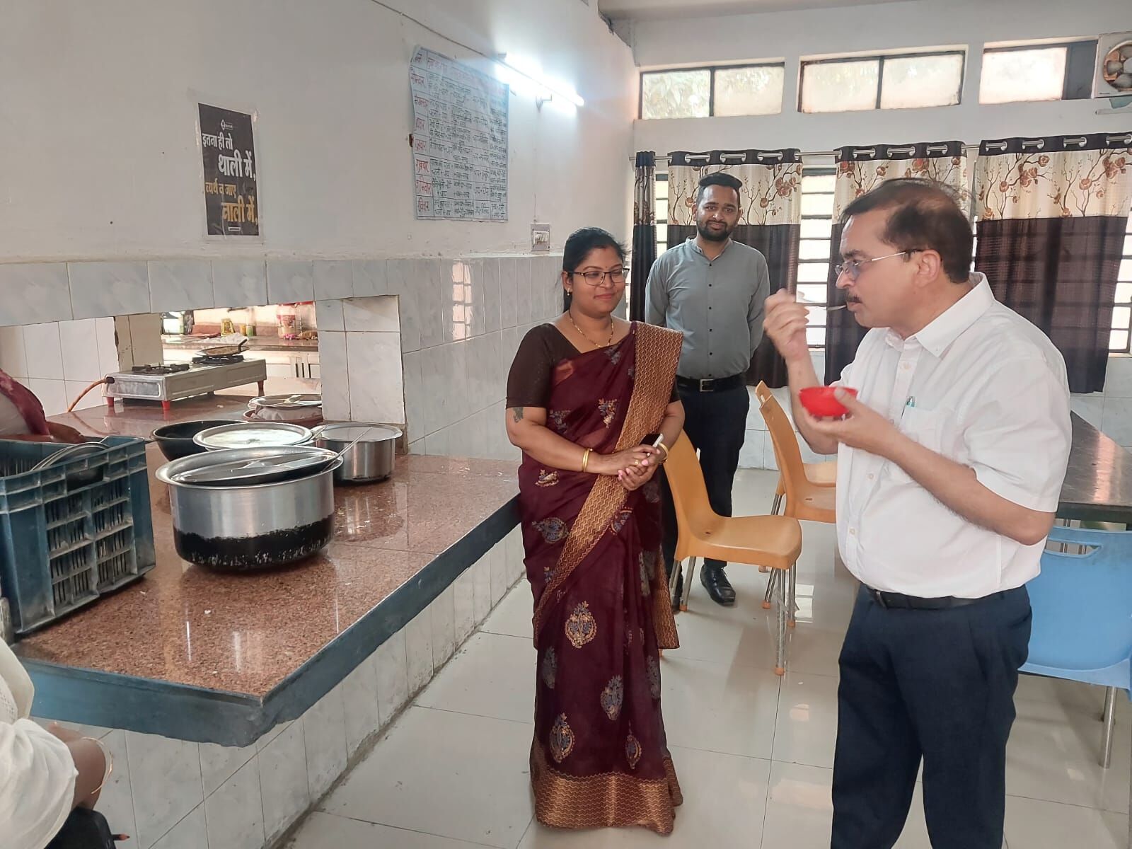 आयुष्मान आरोग्य मंदिर पहुंचकर सीएमओ ने परखी व्यवस्था