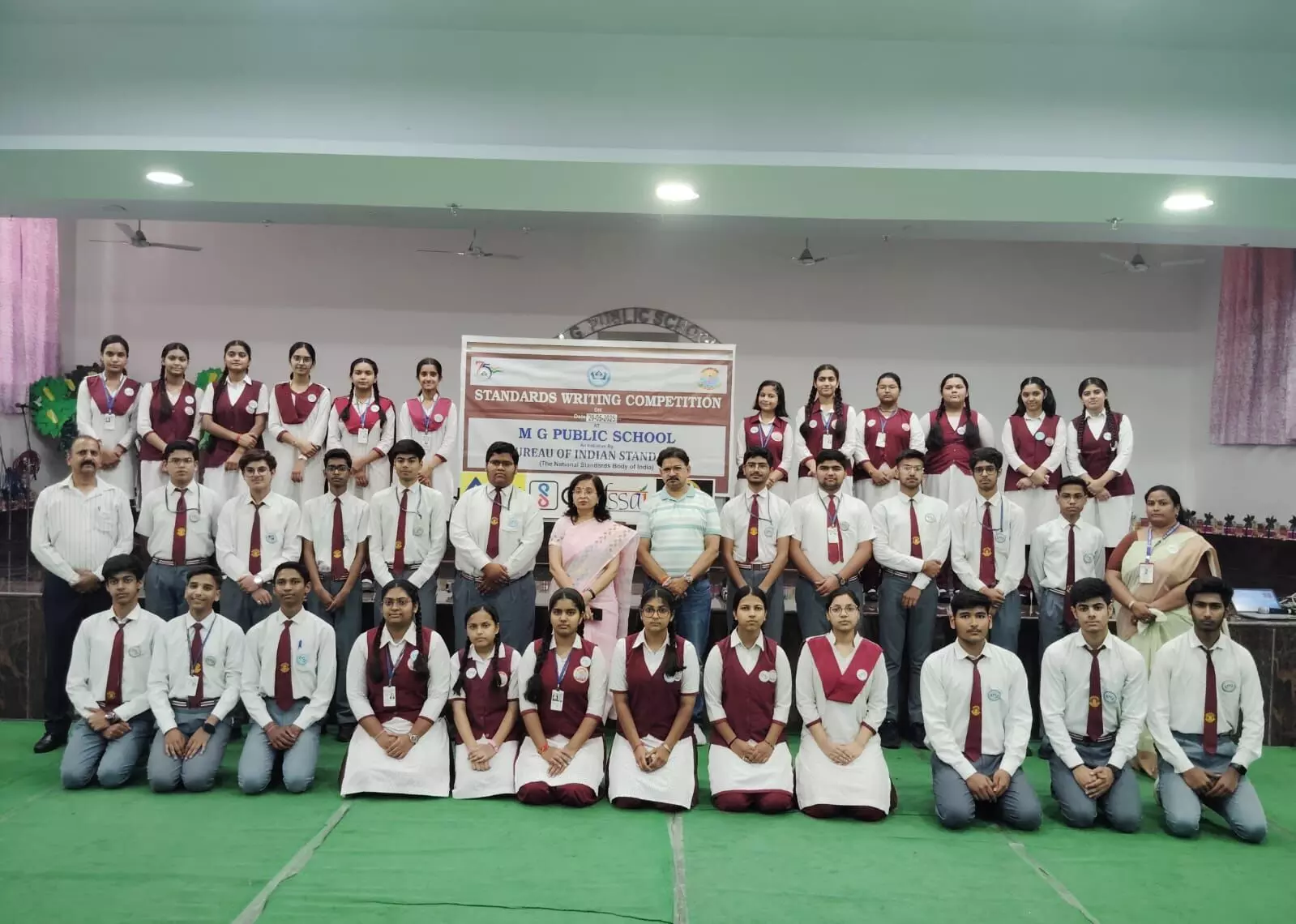 एम.जी. पब्लिक स्कूल में लर्निंग साइंस वाया स्टैण्डर्ड राइटिंग प्रतियोगिता आयोजित एम.जी. पब्लिक स्कूल में लर्निंग साइंस वाया स्टैण्डर्ड राइटिंग प्रतियोगिता आयोजित