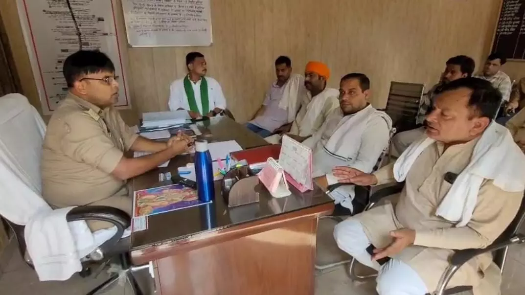 फ्लाईओवर से कूदने वाले प्रेमी युगल के मामले में नया मोड़, इसे हत्या करार दिया गया - अंशु त्यागी फ्लाईओवर से कूदने वाले प्रेमी युगल के मामले में नया मोड़, इसे हत्या करार दिया गया - अंशु त्यागी