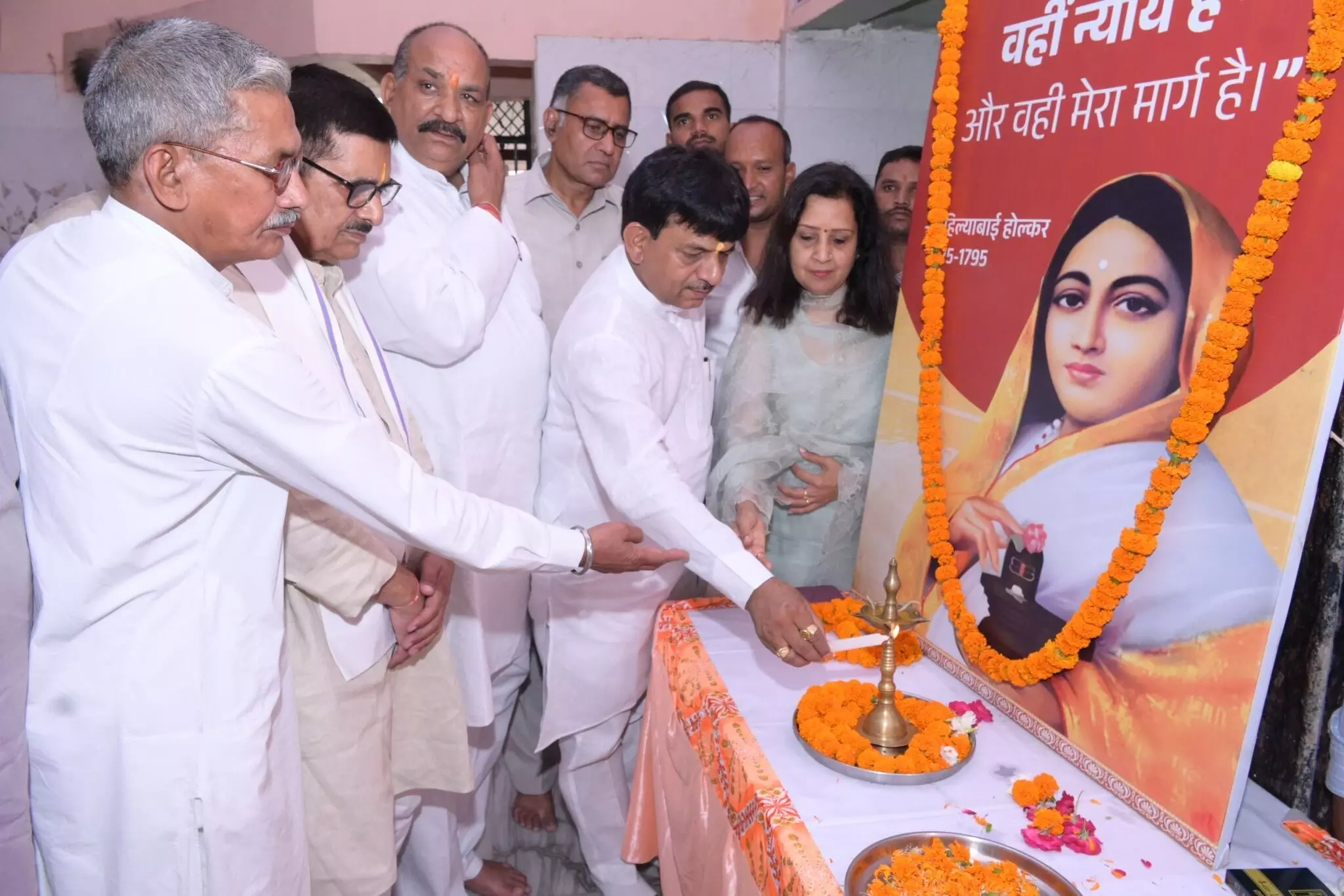 धर्म-संस्कृति के संरक्षण में अहिल्याबाई का योगदान अतुलनीयः कपिल देव धर्म-संस्कृति के संरक्षण में अहिल्याबाई का योगदान अतुलनीयः कपिल देव