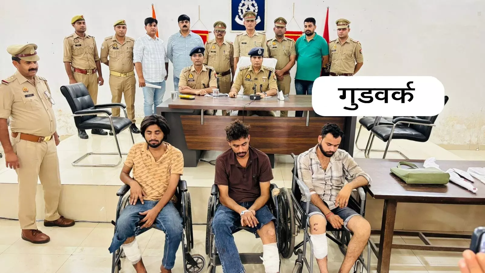 MUZAFFARNAGAR-12 घंटे में 7 लूट करने वाले कार सवार तीन लुटेरे दबोचे MUZAFFARNAGAR-12 घंटे में 7 लूट करने वाले कार सवार तीन लुटेरे दबोचे