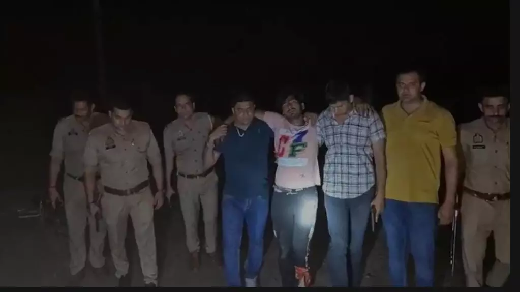 देवबंद कोतवाली पुलिस ने मुठभेड़ के बाद दो बदमाशों को पकड़ा, लूट का सामान बरामद देवबंद कोतवाली पुलिस ने मुठभेड़ के बाद दो बदमाशों को पकड़ा, लूट का सामान बरामद