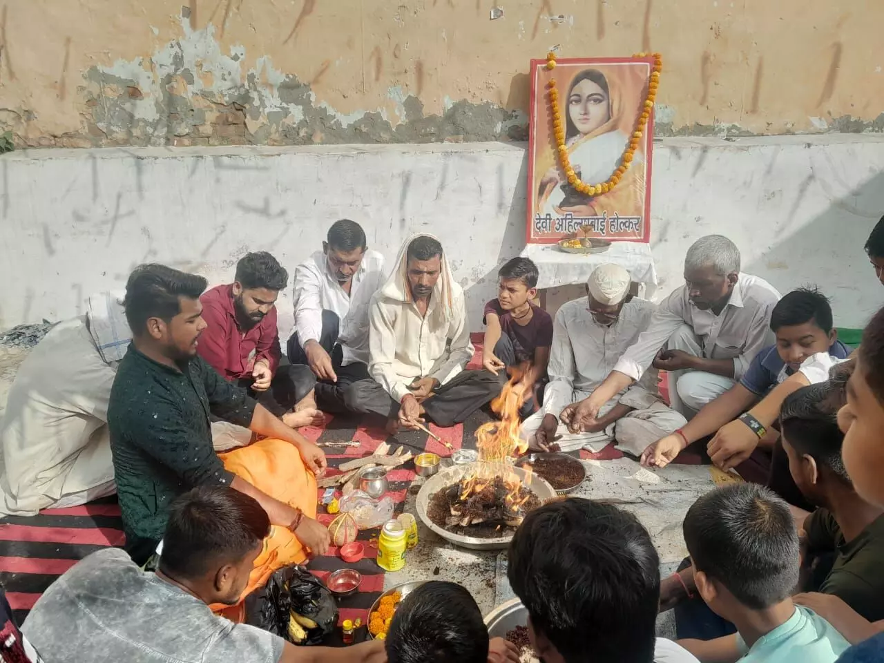 लोकमाता अहिल्याबाई होलकर की त्रिशताब्दी पर मीरापुर में आल इंडिया धनगर महासंघ ने निकाली भव्य शोभायात्रा लोकमाता अहिल्याबाई होलकर की त्रिशताब्दी पर मीरापुर में आल इंडिया धनगर महासंघ ने निकाली भव्य शोभायात्रा