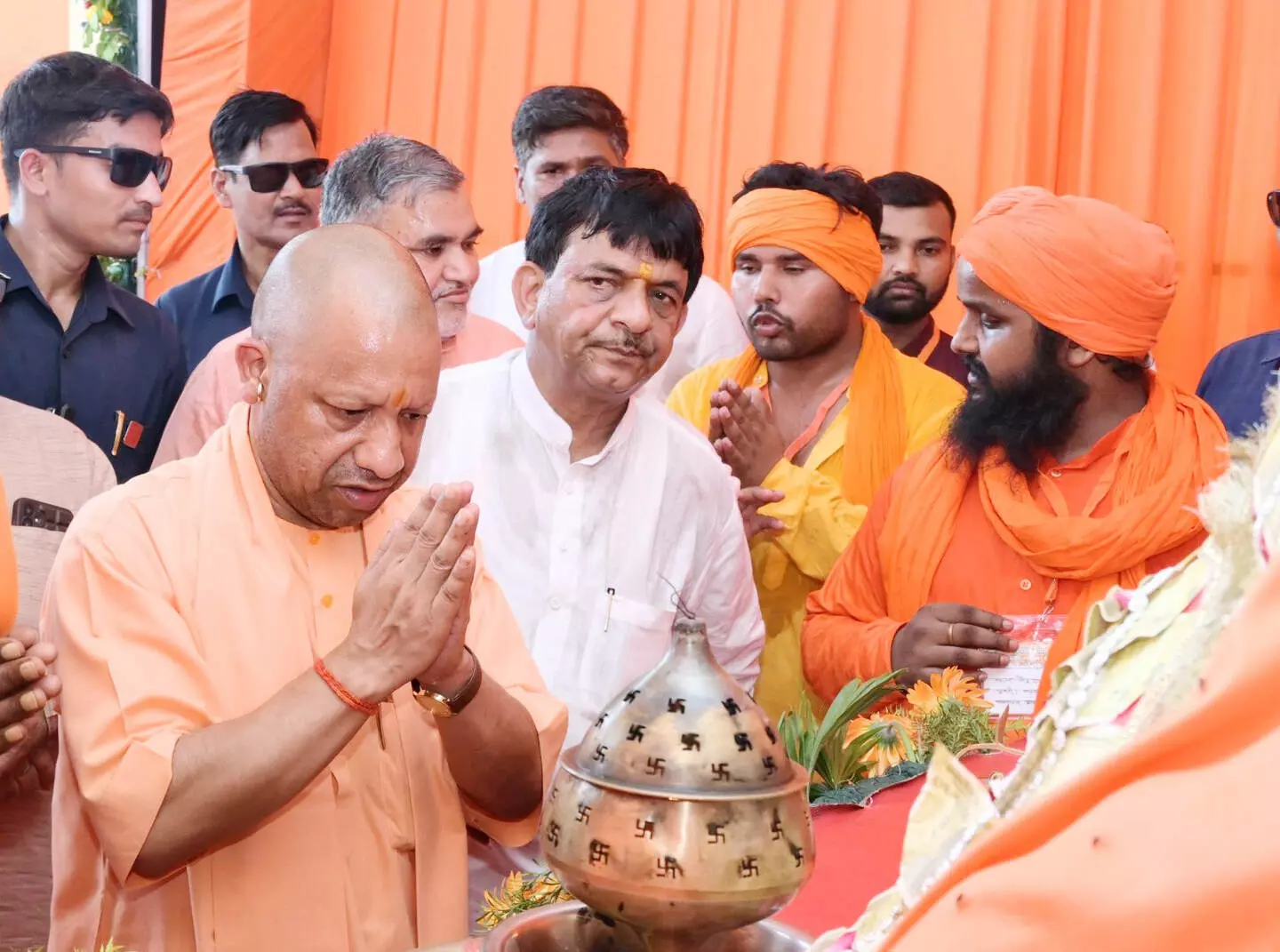 सीएम योगी की उपस्थिति ने धार्मिक आयोजन की महत्ता को बढ़ायाः कपिल देव सीएम योगी की उपस्थिति ने धार्मिक आयोजन की महत्ता को बढ़ायाः कपिल देव