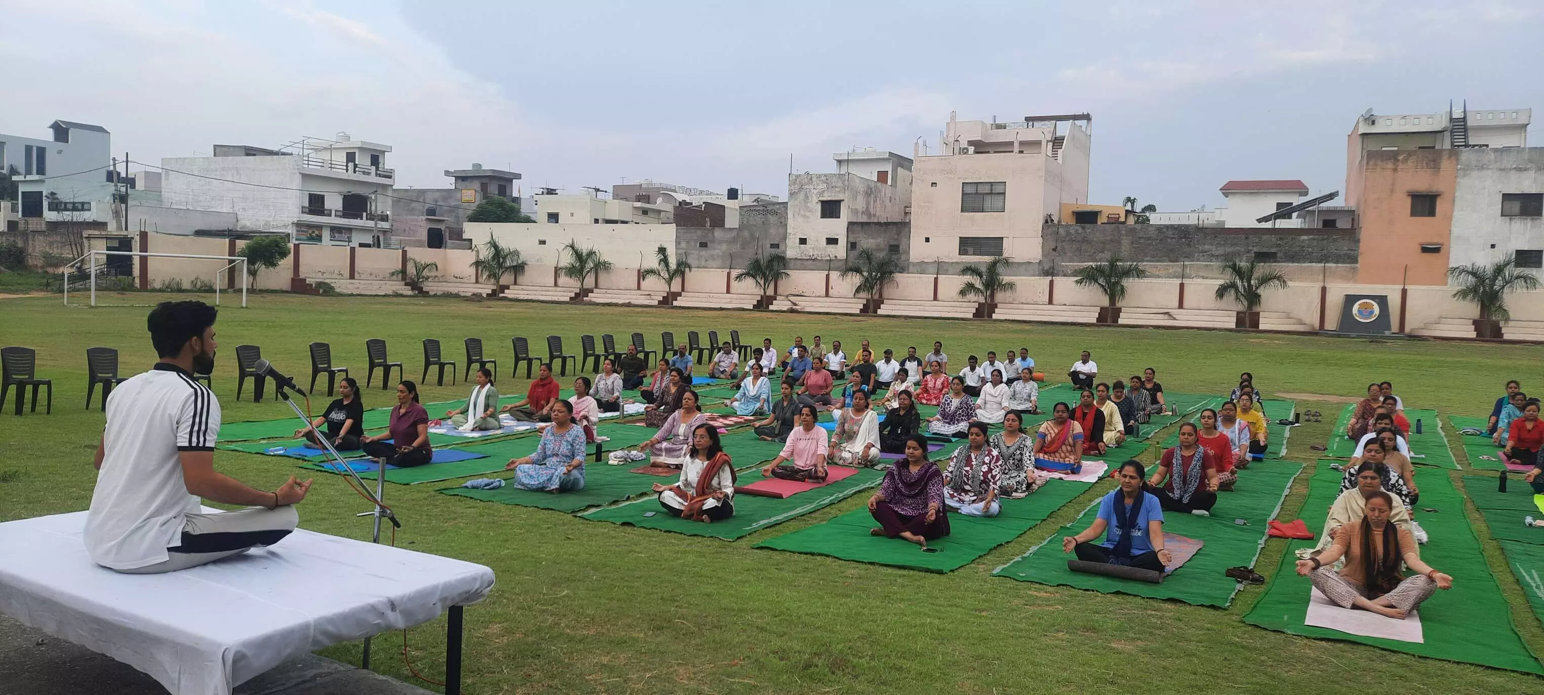 एम.जी. पब्लिक स्कूल में मना 11वां अंतर्राष्ट्रीय योग दिवस एम.जी. पब्लिक स्कूल में मना 11वां अंतर्राष्ट्रीय योग दिवस