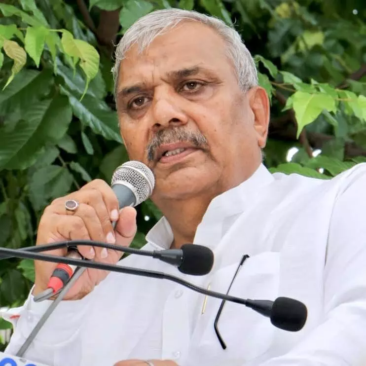 तकनीकी खामियों के कारण दिशा समिति की बैठक स्थगित, हरेन्द्र मलिक नाराज तकनीकी खामियों के कारण दिशा समिति की बैठक स्थगित, हरेन्द्र मलिक नाराज
