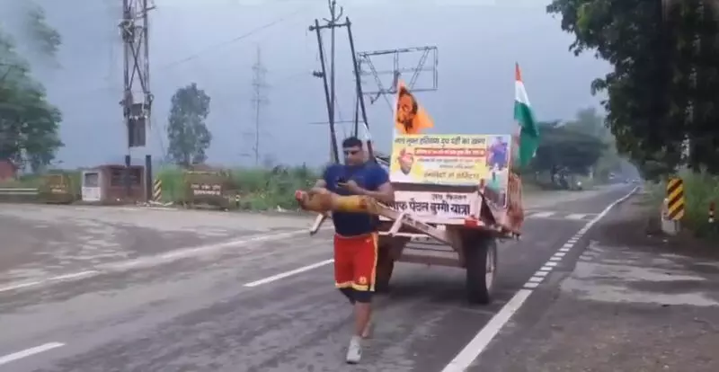 नशे के खिलाफ बुग्गी पैदल यात्रा पर निकले शिव भक्त रविन्द्र नशे के खिलाफ बुग्गी पैदल यात्रा पर निकले शिव भक्त रविन्द्र