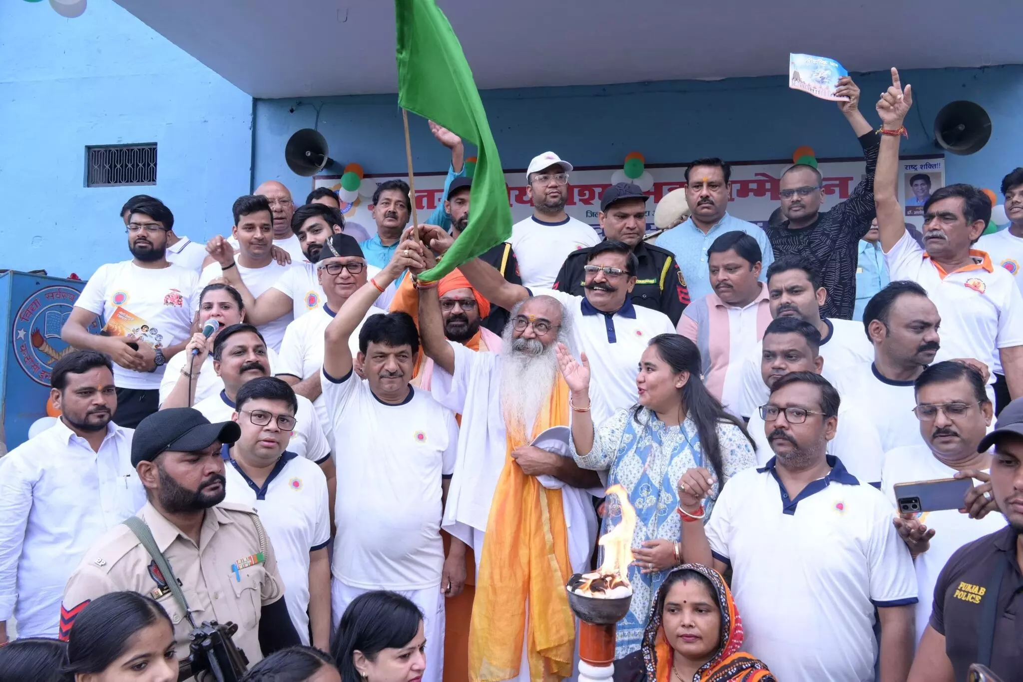 सशक्त युवा-महिलाएं मजबूत राष्ट्र की पहचानः कपिल देव सशक्त युवा-महिलाएं मजबूत राष्ट्र की पहचानः कपिल देव