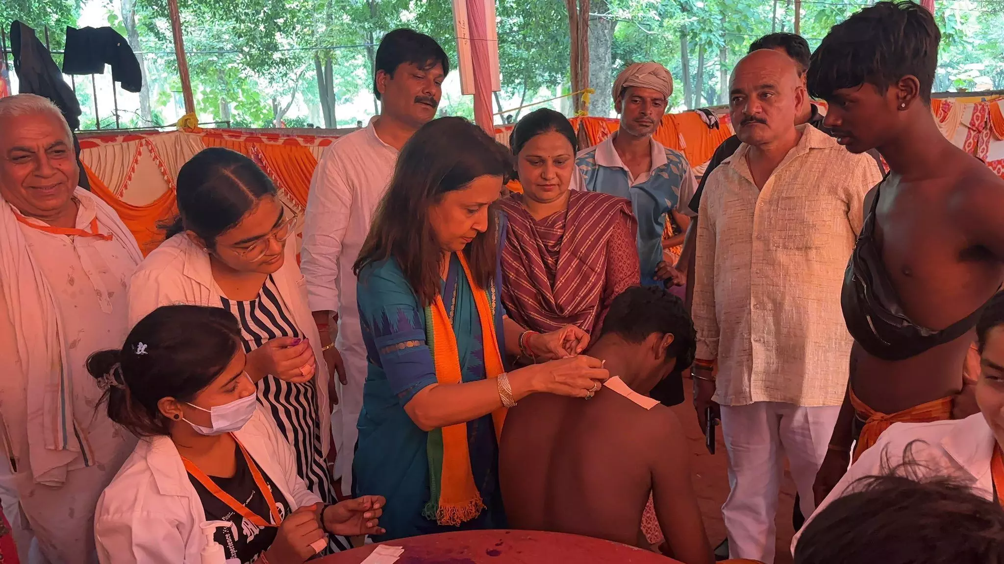 पालिका के 21.9 किलोमीटर लंबे कांवड़ मार्ग पर खुद निगरानी कर रही मीनाक्षी स्वरूप