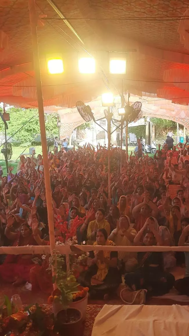 श्री शिव महापुराण कथा के तृतीय दिवस पर सती प्रसंग का भावपूर्ण वर्णन