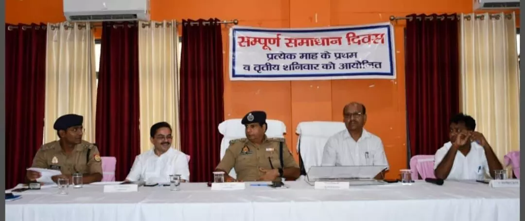 खतौली में सम्पूर्ण समाधान दिवस का आयोजन, डीएम व एसएसपी ने जनसमस्याएं सुनकर दिए समाधान के निर्देश खतौली में सम्पूर्ण समाधान दिवस का आयोजन, डीएम व एसएसपी ने जनसमस्याएं सुनकर दिए समाधान के निर्देश