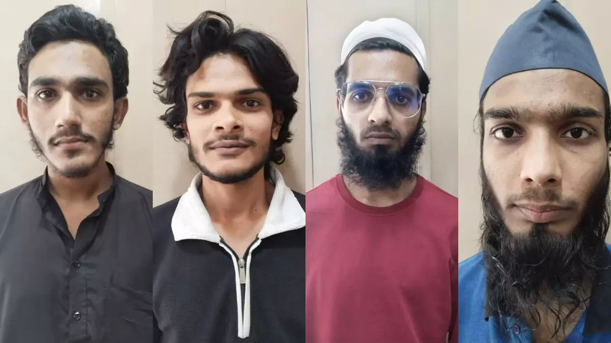 उत्तर प्रदेश में अल-कायदा मॉड्यूल का पर्दाफाश, चार आतंकवादी गिरफ्तार उत्तर प्रदेश में अल-कायदा मॉड्यूल का पर्दाफाश, चार आतंकवादी गिरफ्तार