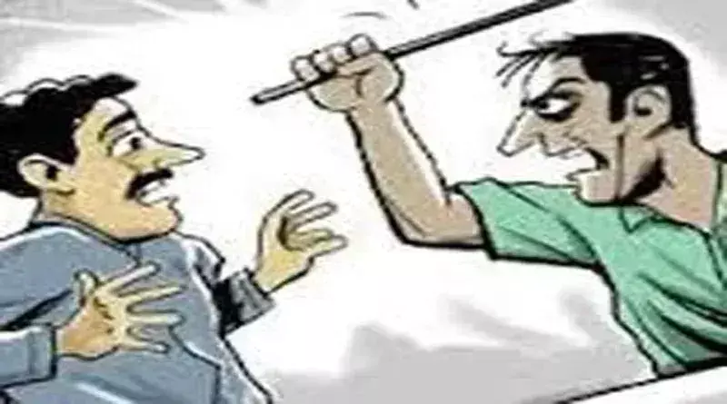 MUZAFFARNAGAR-बिजली कनेक्शन काटने पहुंची टीम पर किया हमला