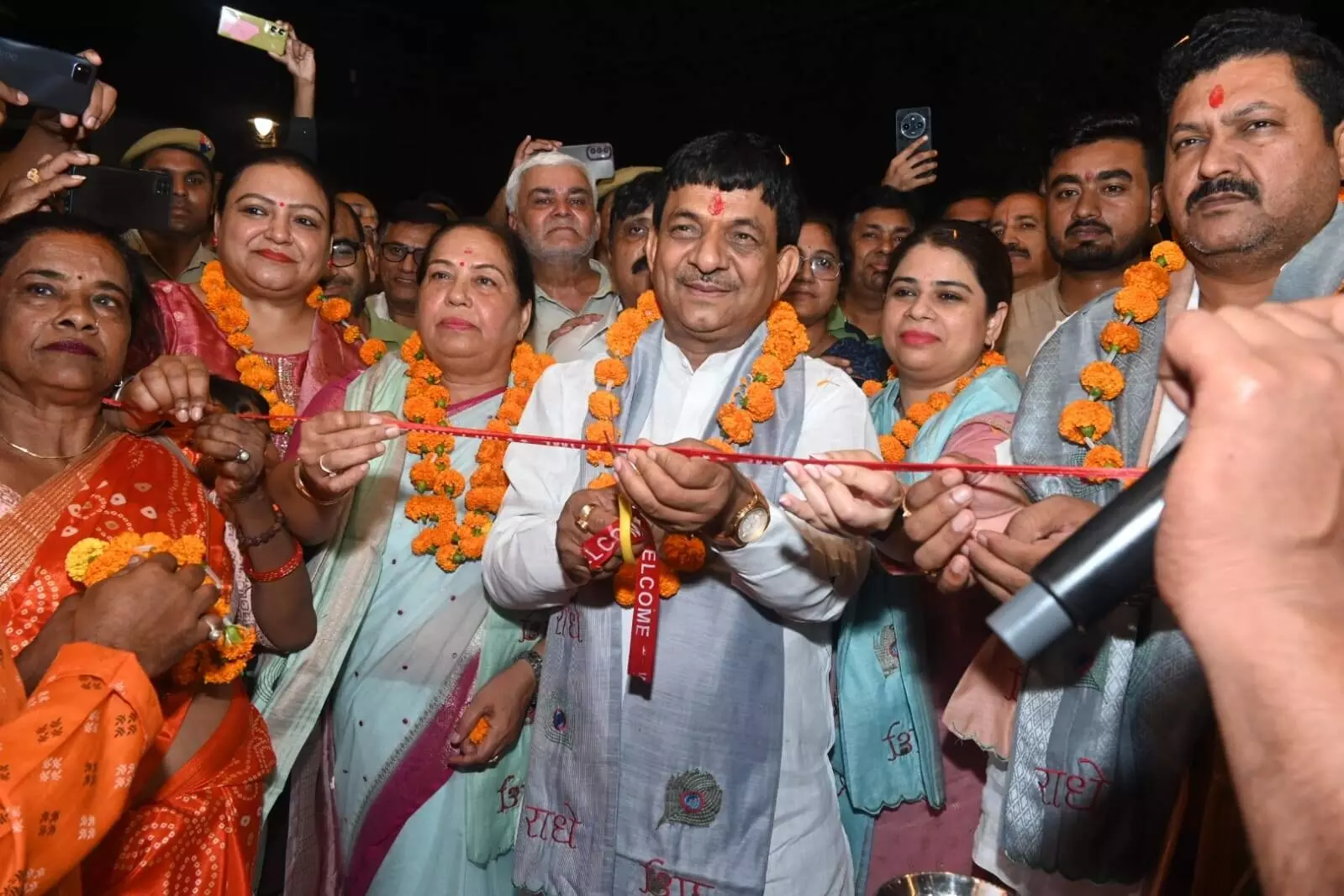 स्थानीय प्रतिभाओं, परंपराओं और नवाचारों का सजीव उत्सव है प्रदर्शनीः कपिल देव स्थानीय प्रतिभाओं, परंपराओं और नवाचारों का सजीव उत्सव है प्रदर्शनीः कपिल देव
