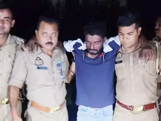 मुजफ्फरनगर में पुलिस और शातिर चोरों के बीच मुठभेड़ मुजफ्फरनगर में पुलिस और शातिर चोरों के बीच मुठभेड़