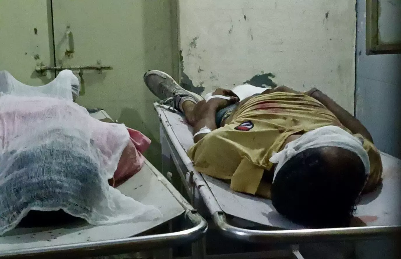दो बाइकों की टक्कर में इकलौते बेटे समेत दो युवकों की मौत, परिवारों में मातम
